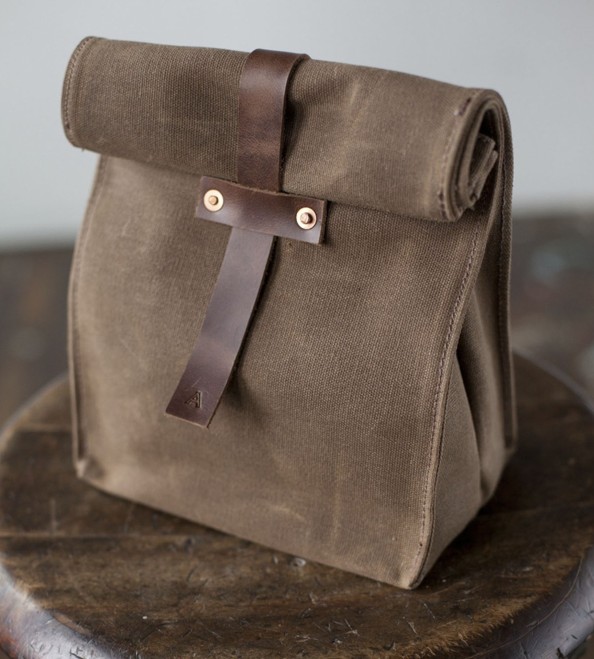 The No. 215 bag from Artifact Bag Co.