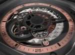 The Seven Friday P02 is customized with specific discs for 24H and small second functions while a special minute hand is designed as an extended arm of the mechanical movement.