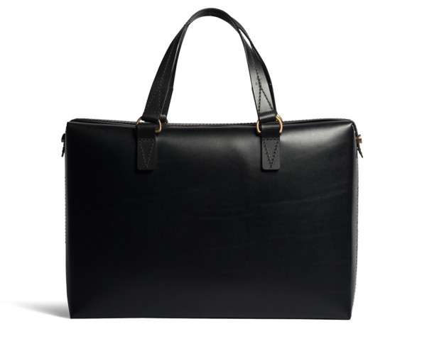 The Tailfeather Kestrel Is a bag that means business and paired with a suit and a great weekend companion with denims, available in two sizes to fit your 13 or 15 inch laptop, with plenty of room for your papers and notebooks, and pockets for your phone and pens.