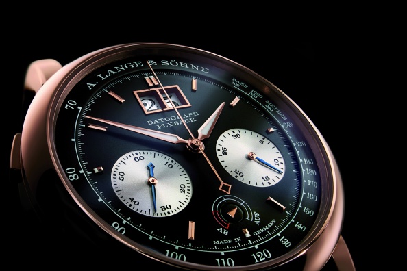 The Lange Datograph was first introduced in 1999 and recently for SIHH 2015, it was updated with black dial set within a pink-gold case.