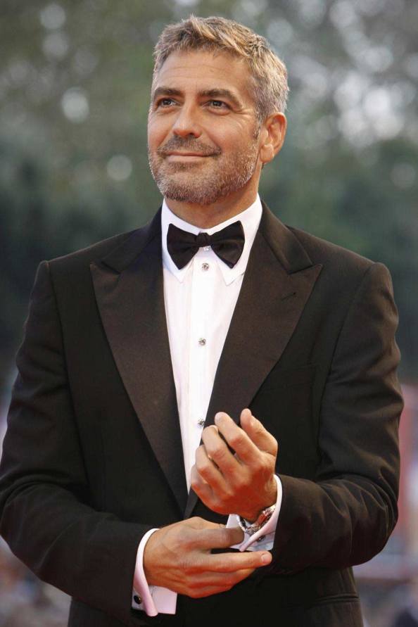 I spy an Omega Aqua Terra under the shirt cuffs of Mr. Clooney.