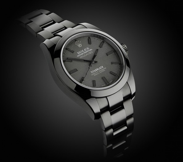 This watch comes complete with a 24-month Titan Black Warranty. 