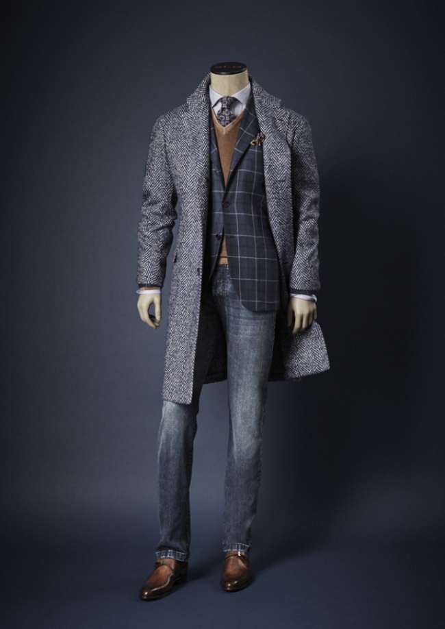 This Tweed overcoat from Kiton's Fall Winter 2016 remains the author's travel favourite.